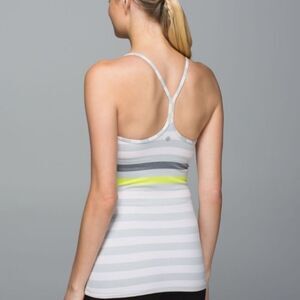 LULULEMON ATHLETICA Power Y Tank Size 6